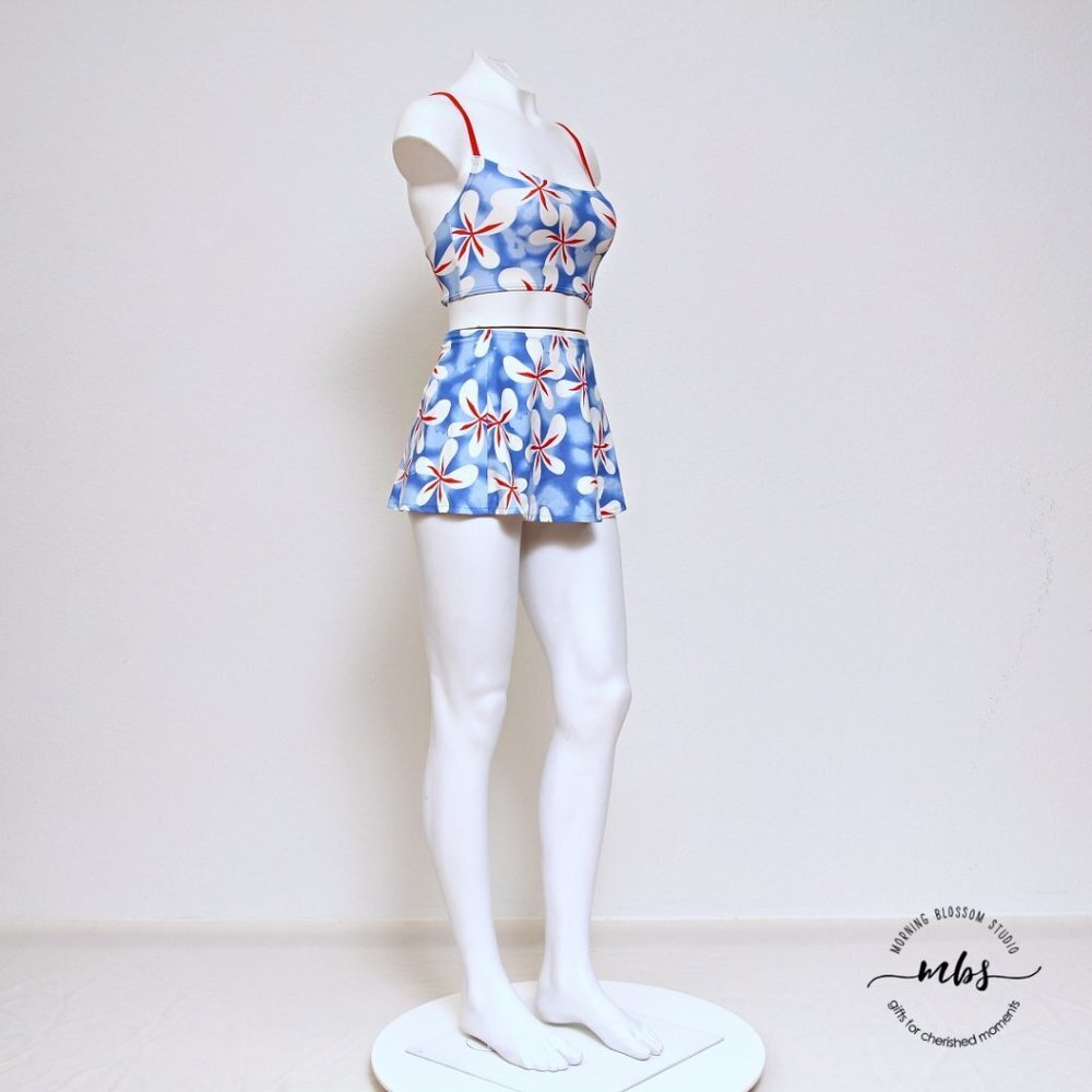 NWT‎ Triumph Floral 3 Piece Bikini Set